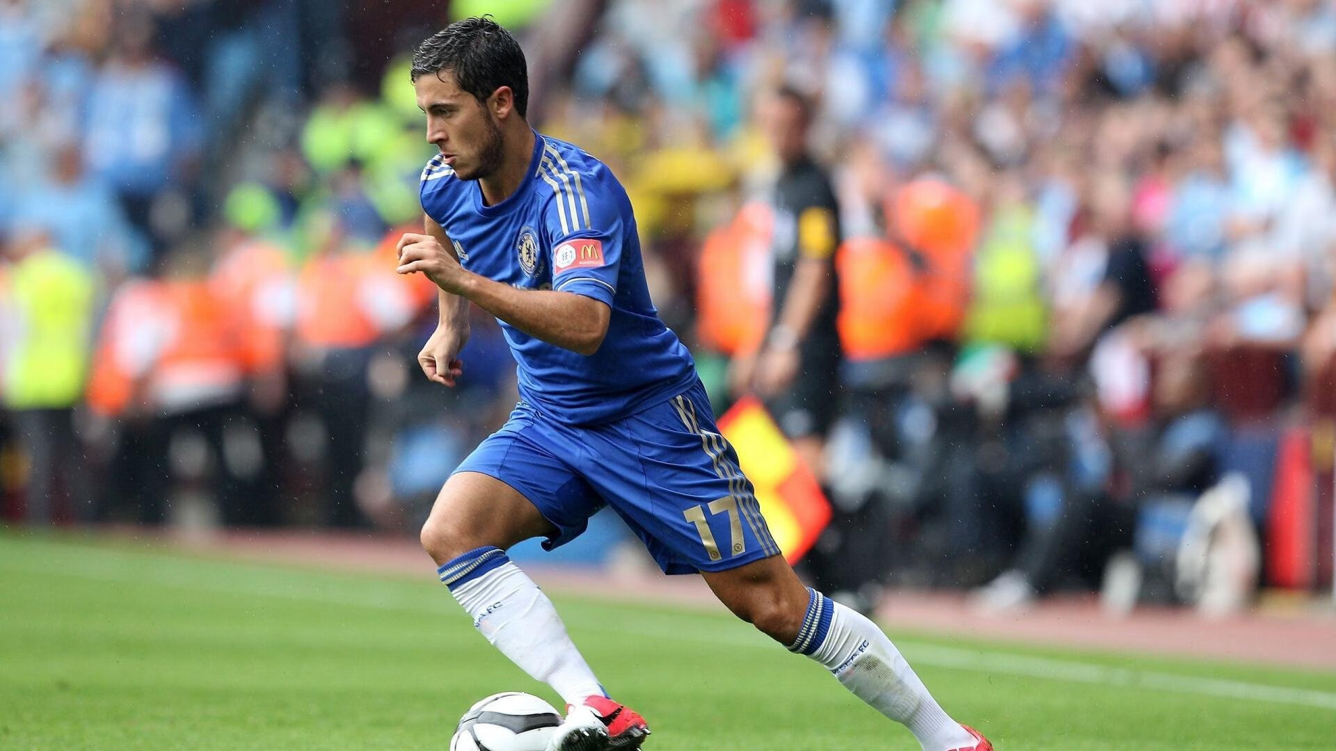 爱游戏-德甲快节奏冲击：攻不破的防线终将崩碎，德甲打法